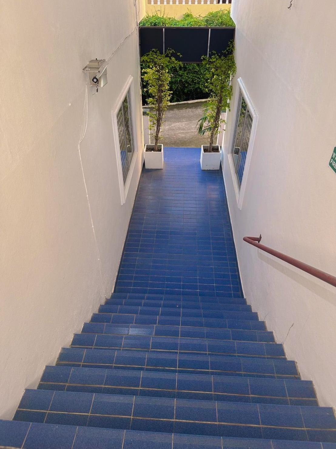 The Villa Residences Resort Patong Экстерьер фото