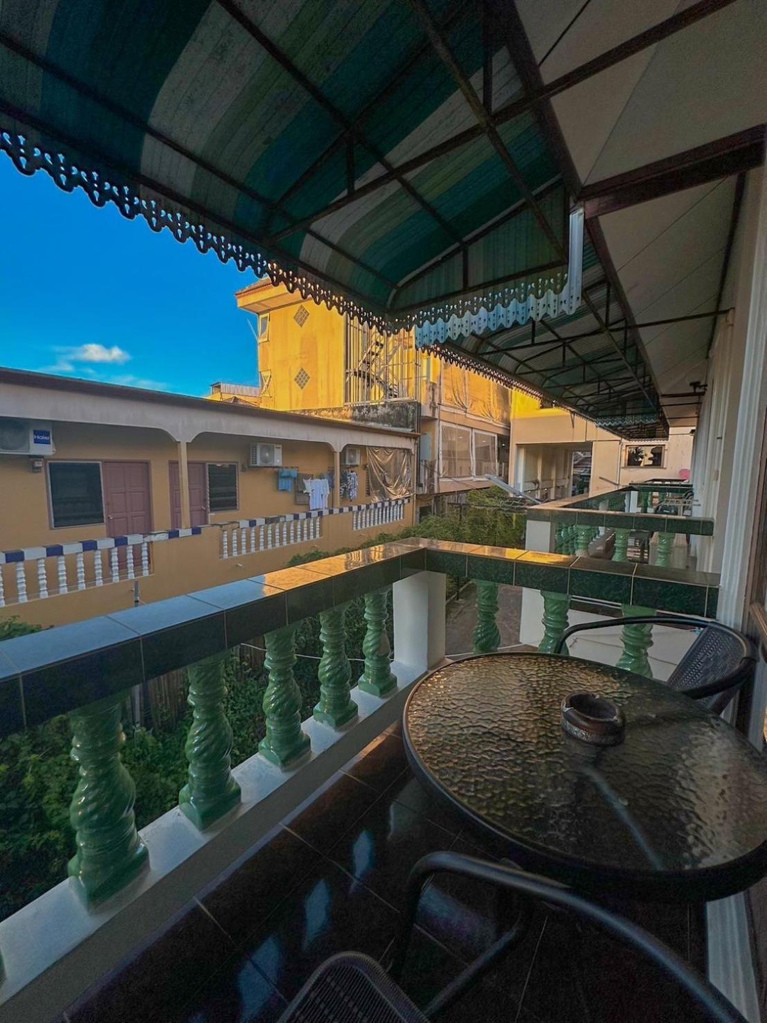 The Villa Residences Resort Patong Экстерьер фото
